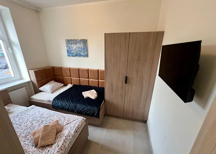 Aparthotel Centrum Wroclawska 13 3*